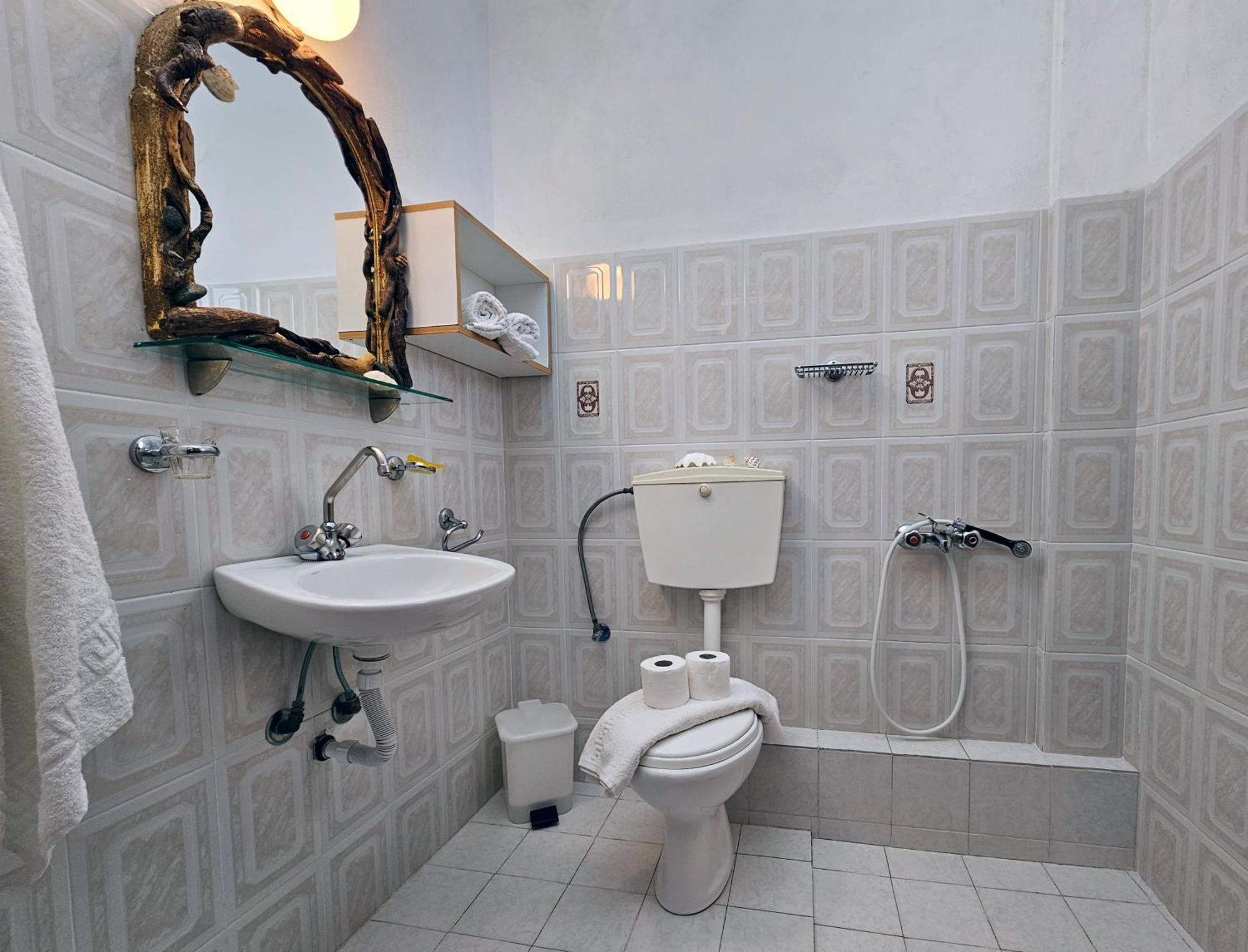 Pavlis Studios Marathókambosz Szoba fotó